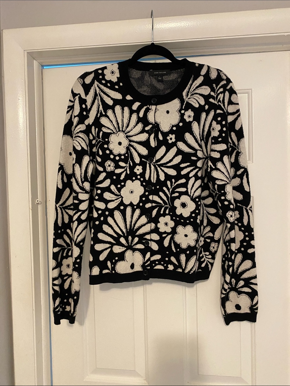 Ann Taylor Black & Cream Floral Button-Front Cardigan